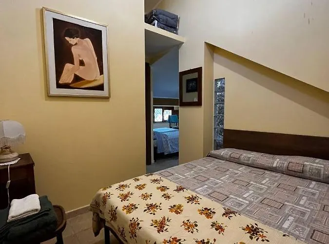 Casa Maria Host - - Rossano * Case San Francesco